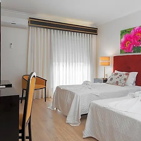 Hotel Jardim 3*
